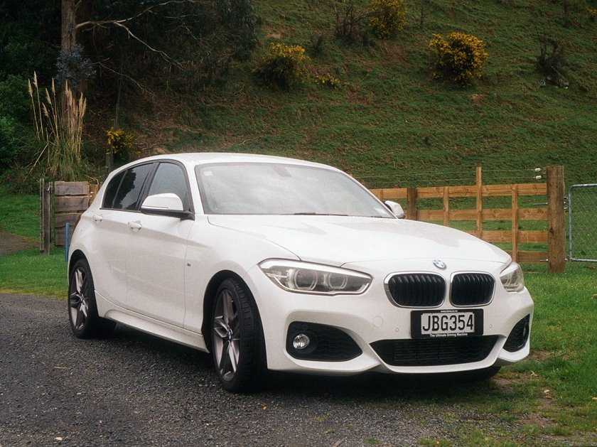Lucire living: bmw 125i m sport: flexing its technical muscles