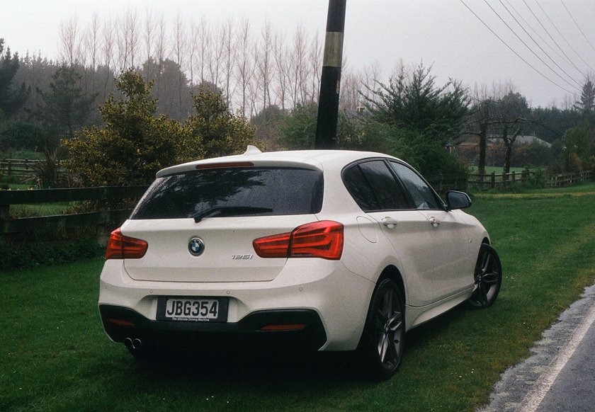 Lucire living: bmw 125i m sport: flexing its technical muscles
