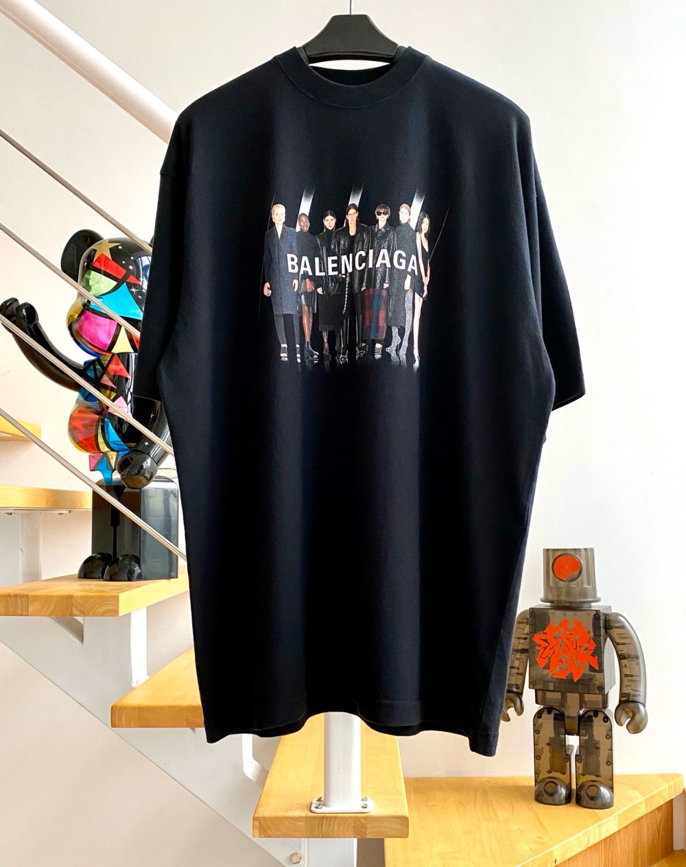 발렌시아가 티셔츠 25SS LK123