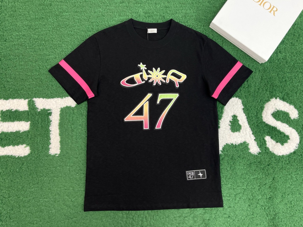 디올 티셔츠 25SS RA1087