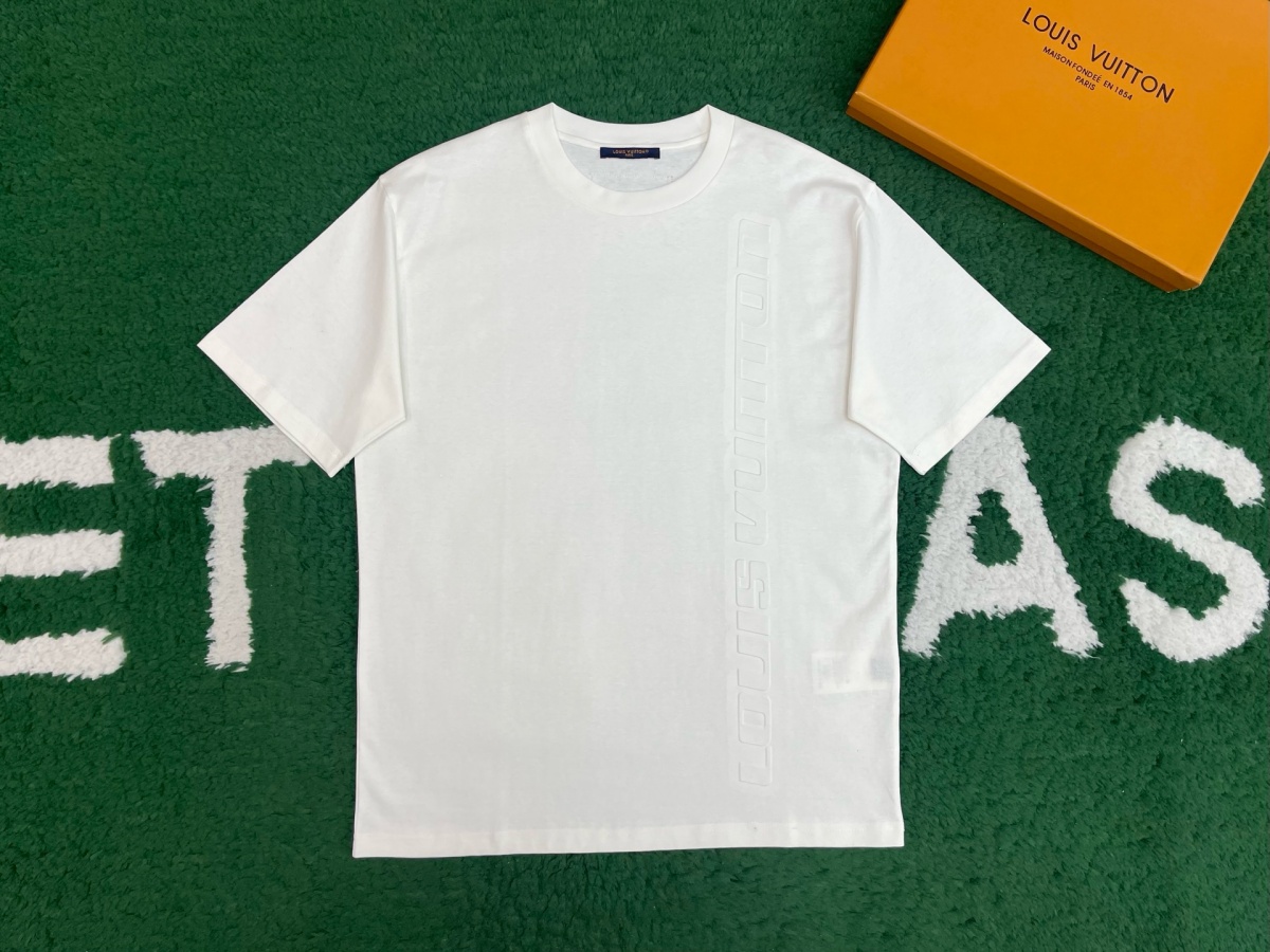 루이비통 티셔츠 25SS RA1112
