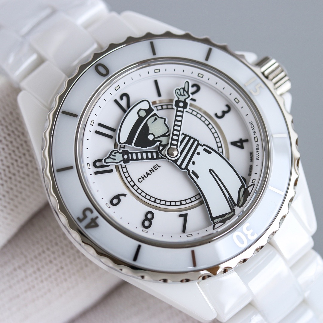 샤넬 J12 시계 화이트 오토메틱 38mm