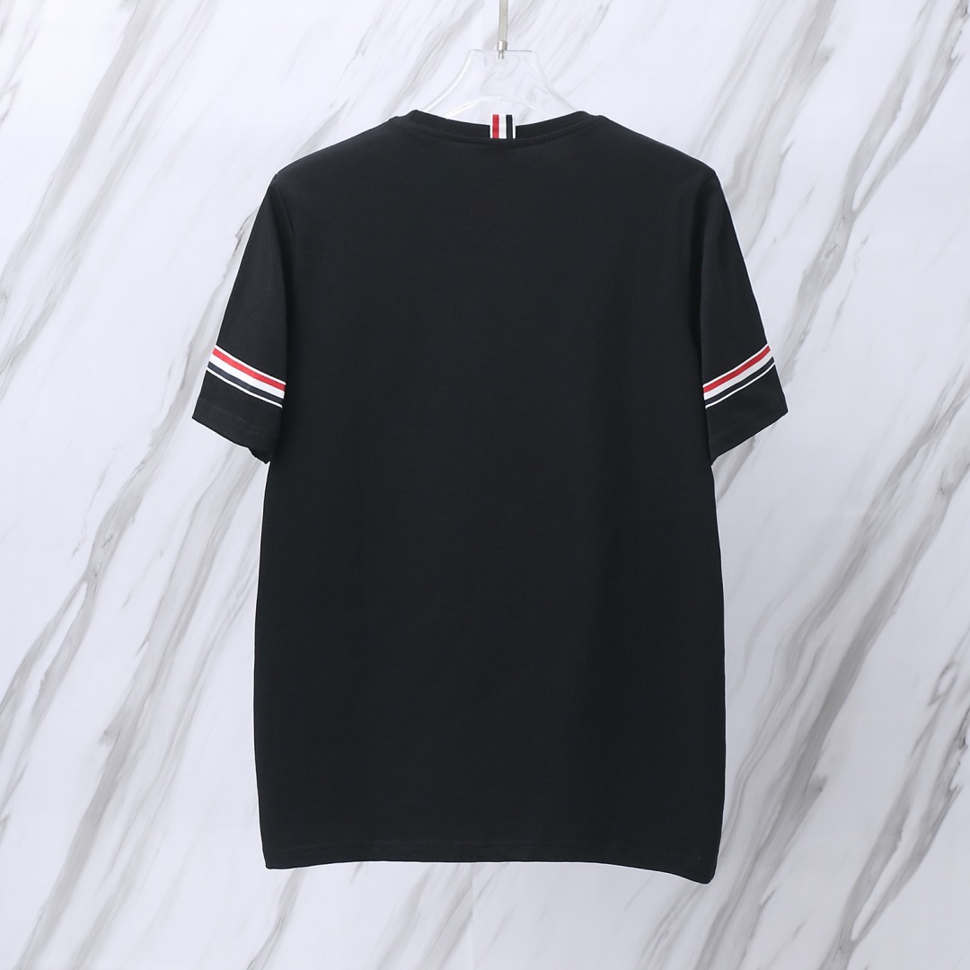 Alternative view of 톰브라운 티셔츠 25SS T020-3