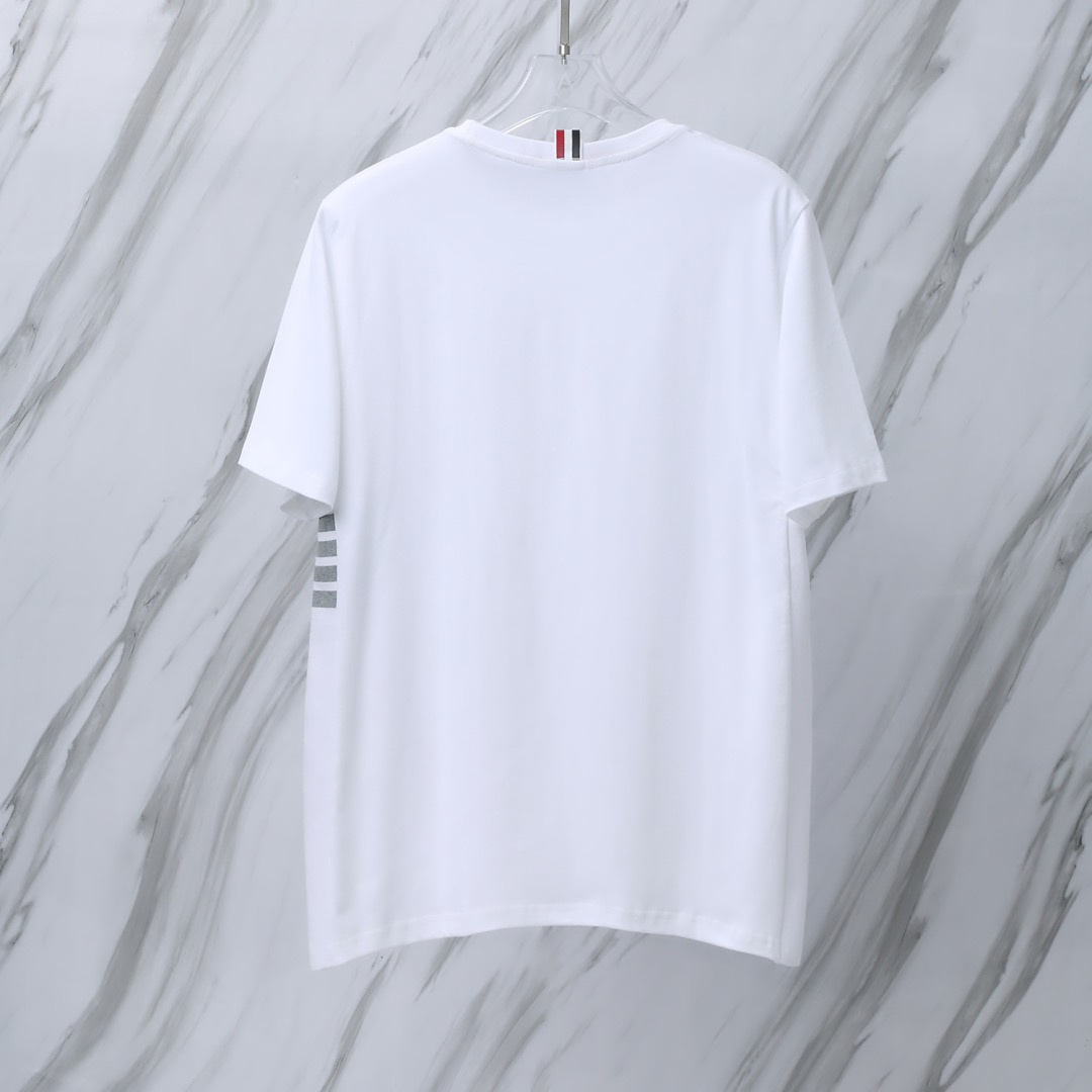 Alternative view of 톰브라운 티셔츠 25SS T015-4