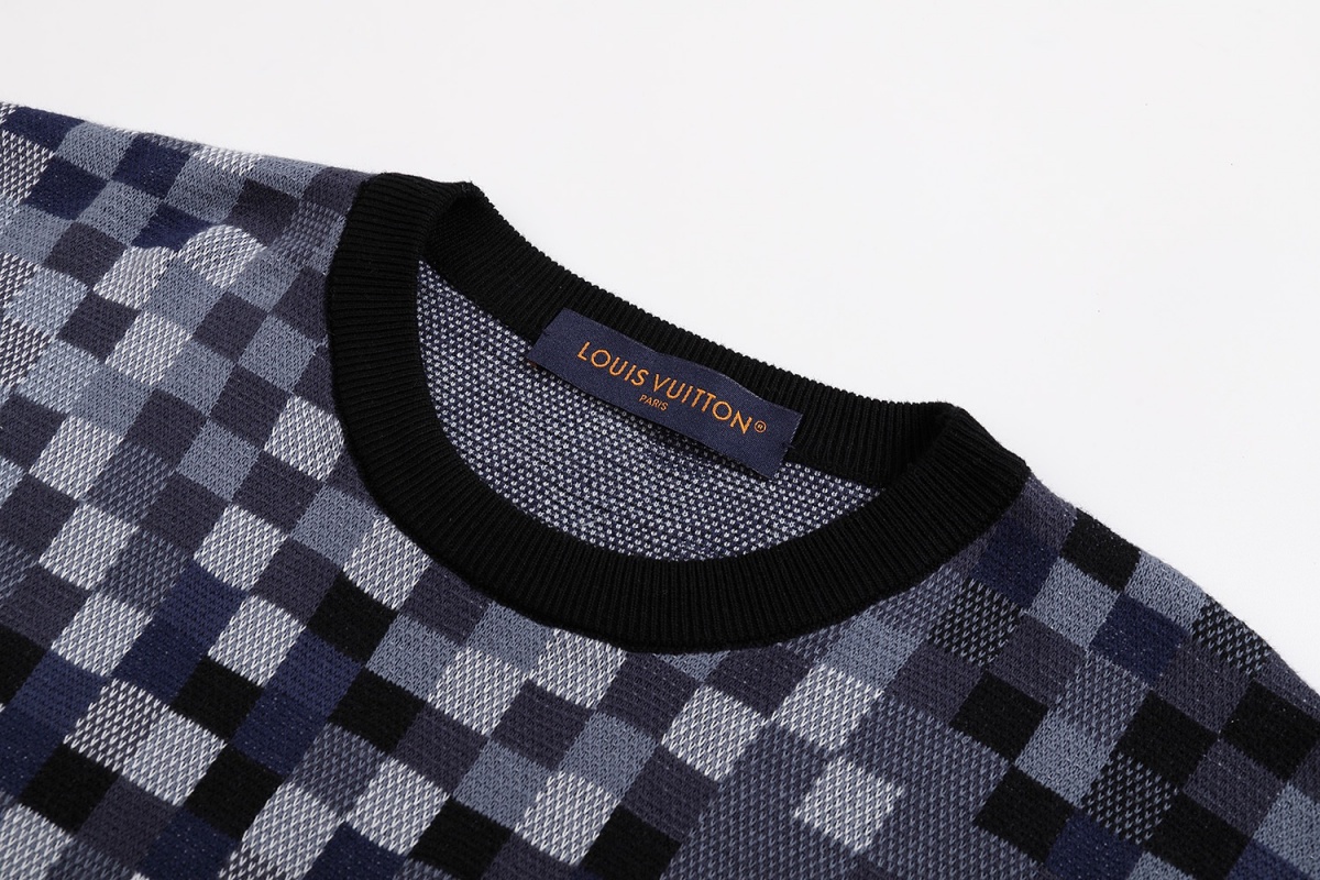 Alternative view of 루이비* 맨투맨 25FW 66ST319