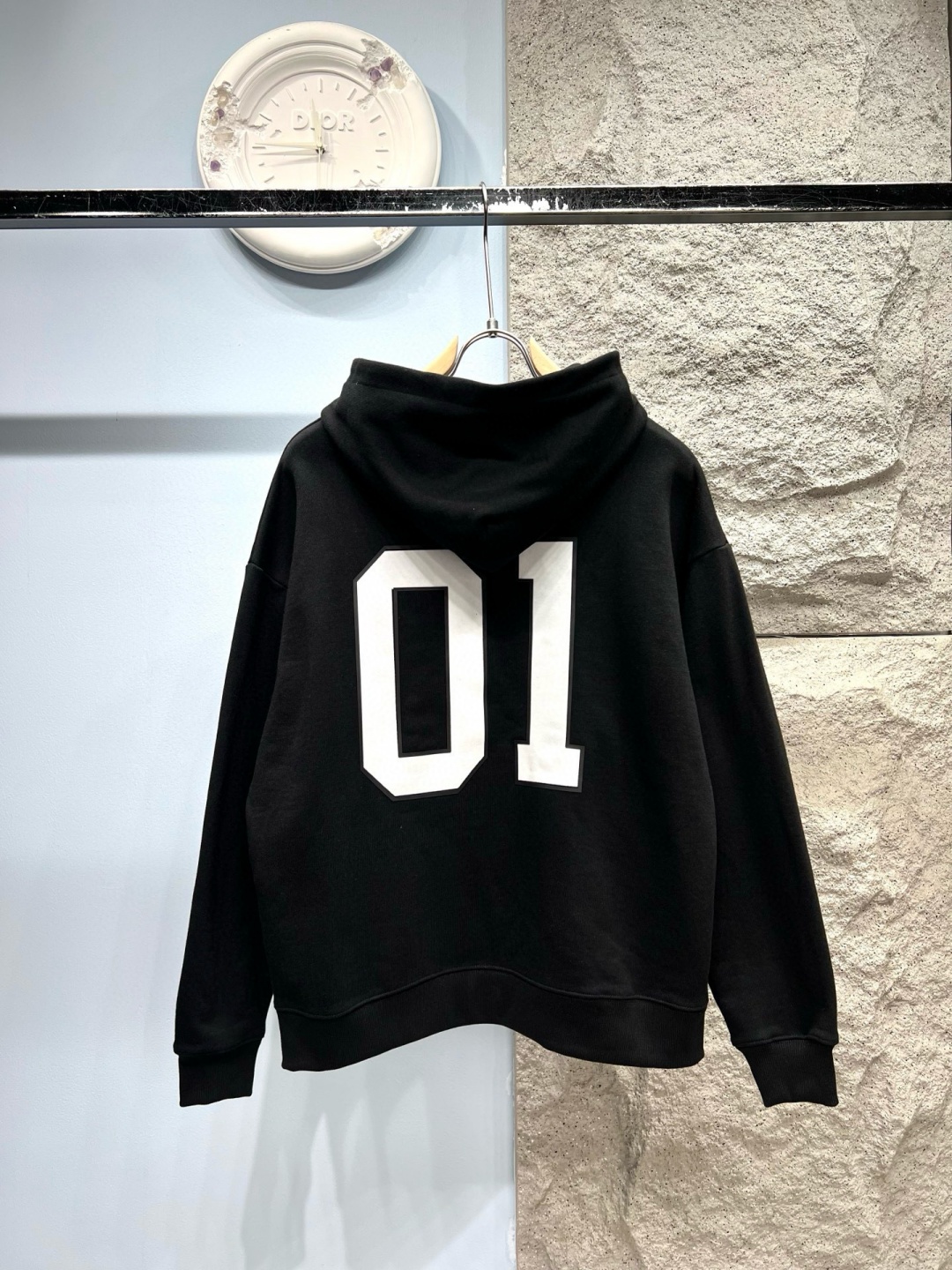 Alternative view of 발렌시아가 후드 25FW 66ST347-2