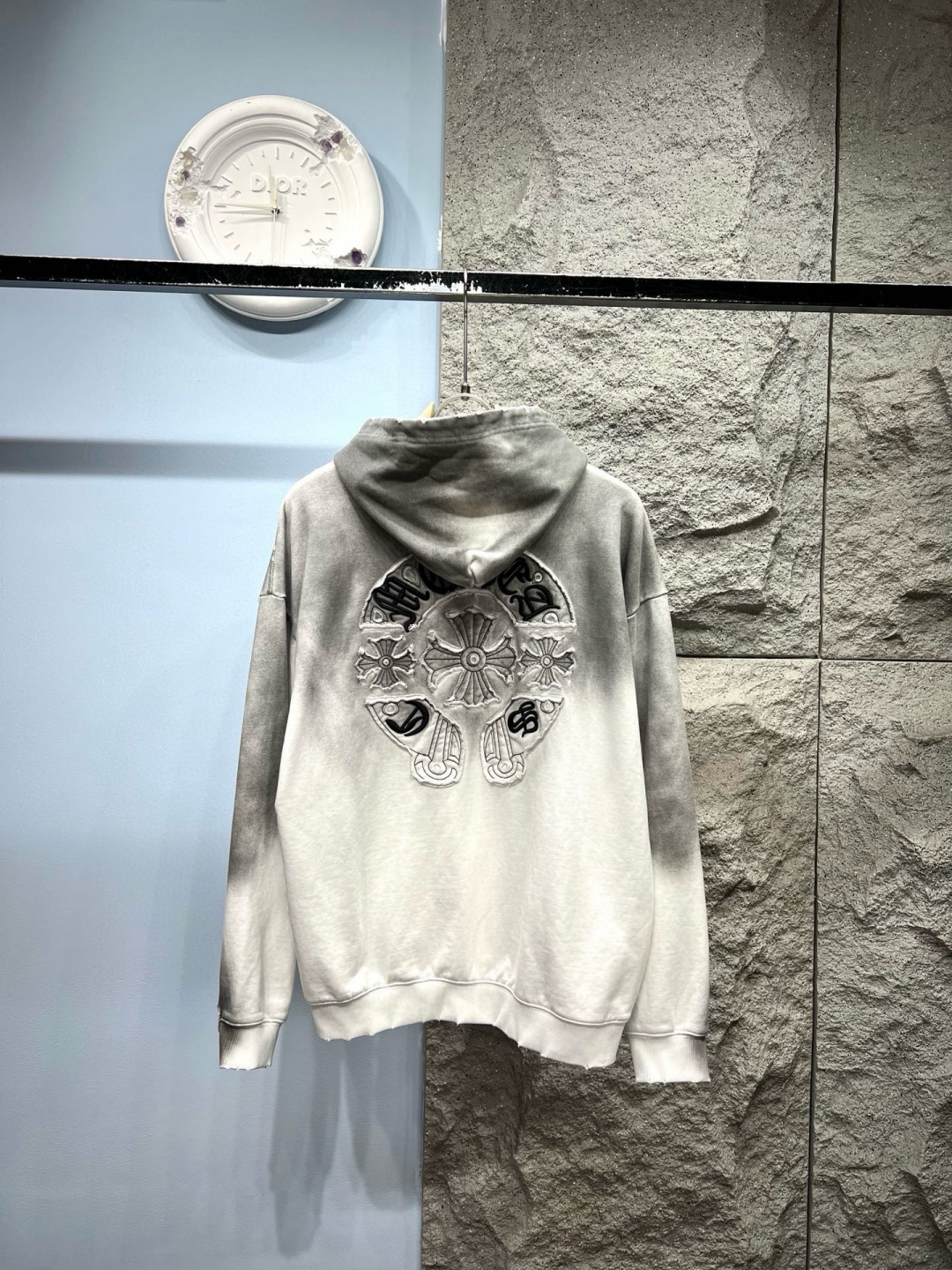 Alternative view of 크롬하츠 후드 25FW 66ST351