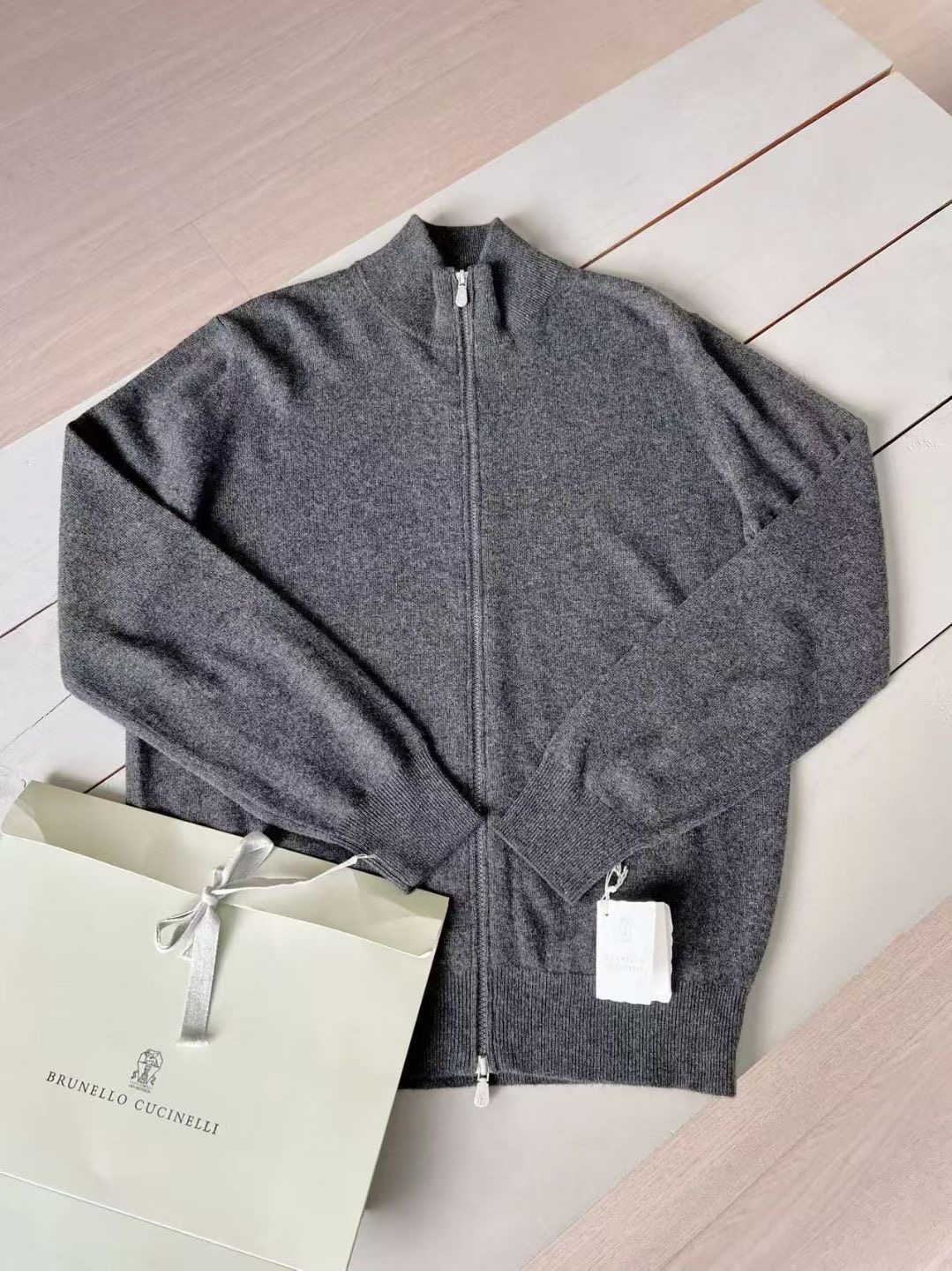 브루넬로 쿠치넬리 집업 25FW BC034
