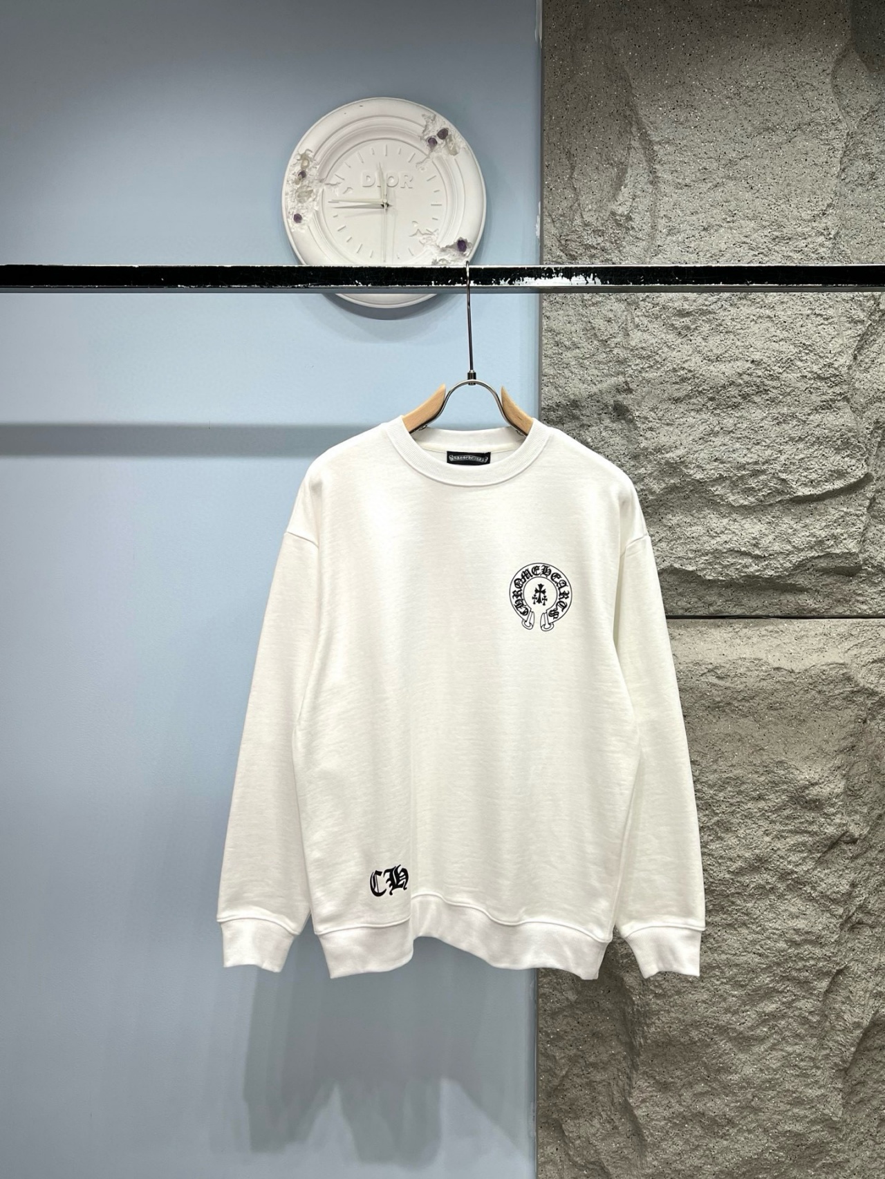 크롬하츠 맨투맨 25FW 66ST358