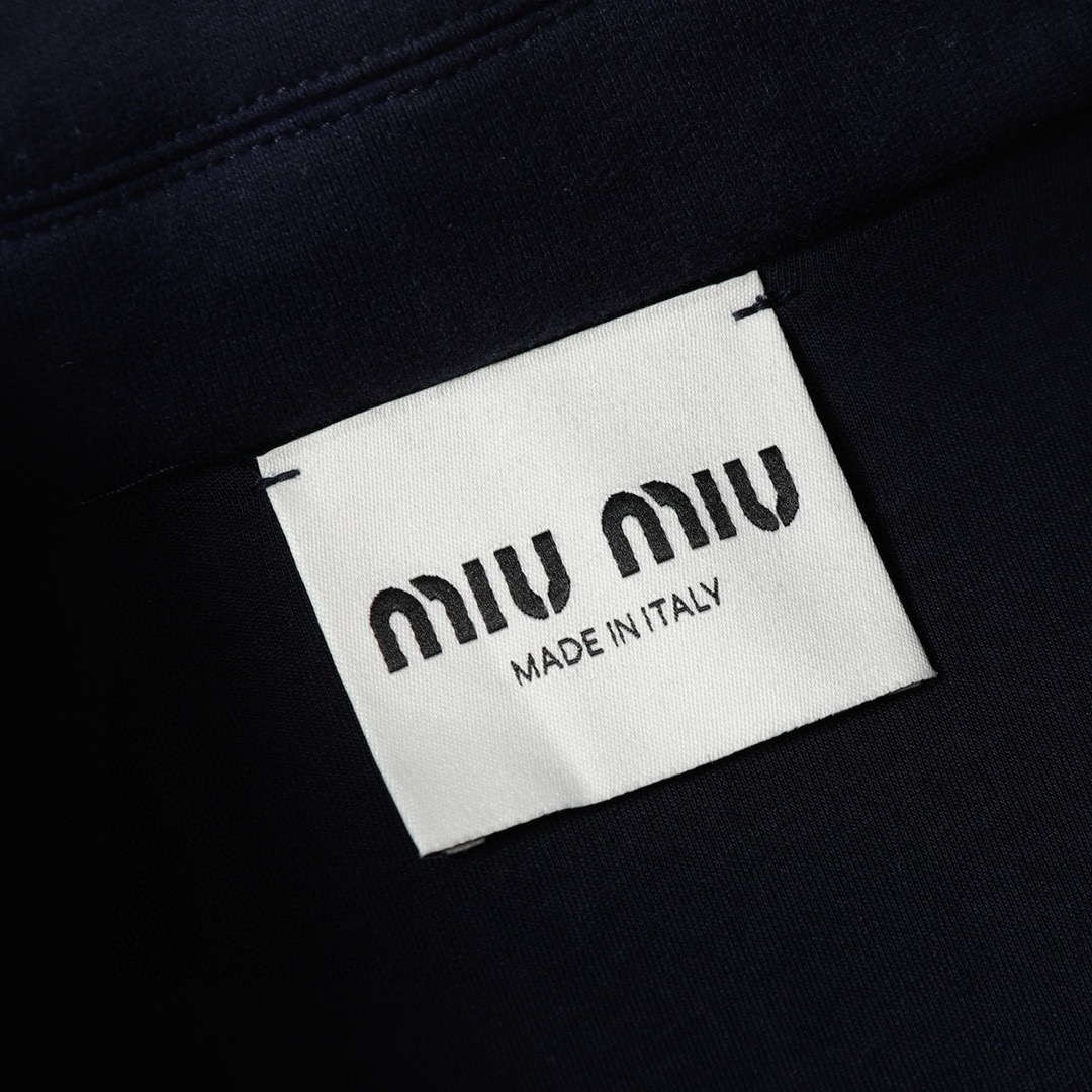 미우미우 집업 25FW 66ST375-2 - 이미지 10