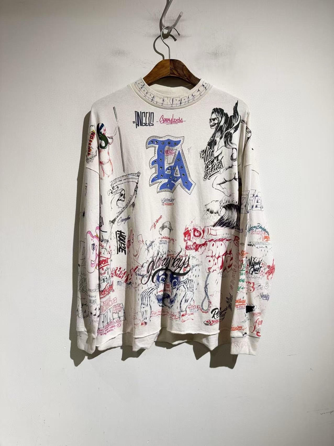 Alternative view of 세인트미카엘 롱 슬리브 티셔츠 25FW SSK1011