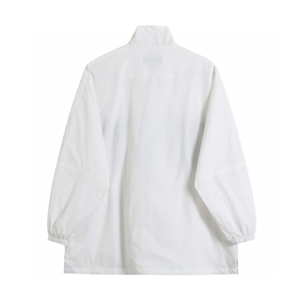 Alternative view of 발렌시아가 바람막이 25FW 66ST504