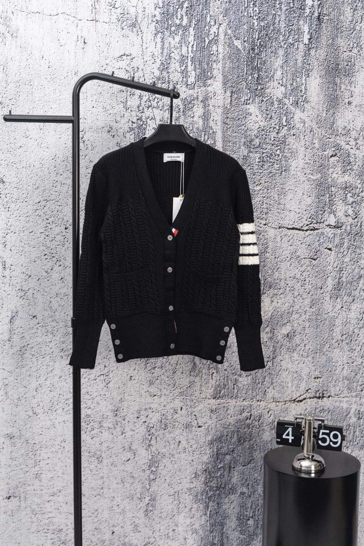 톰브라운 여성 가디건 25FW 66ST463