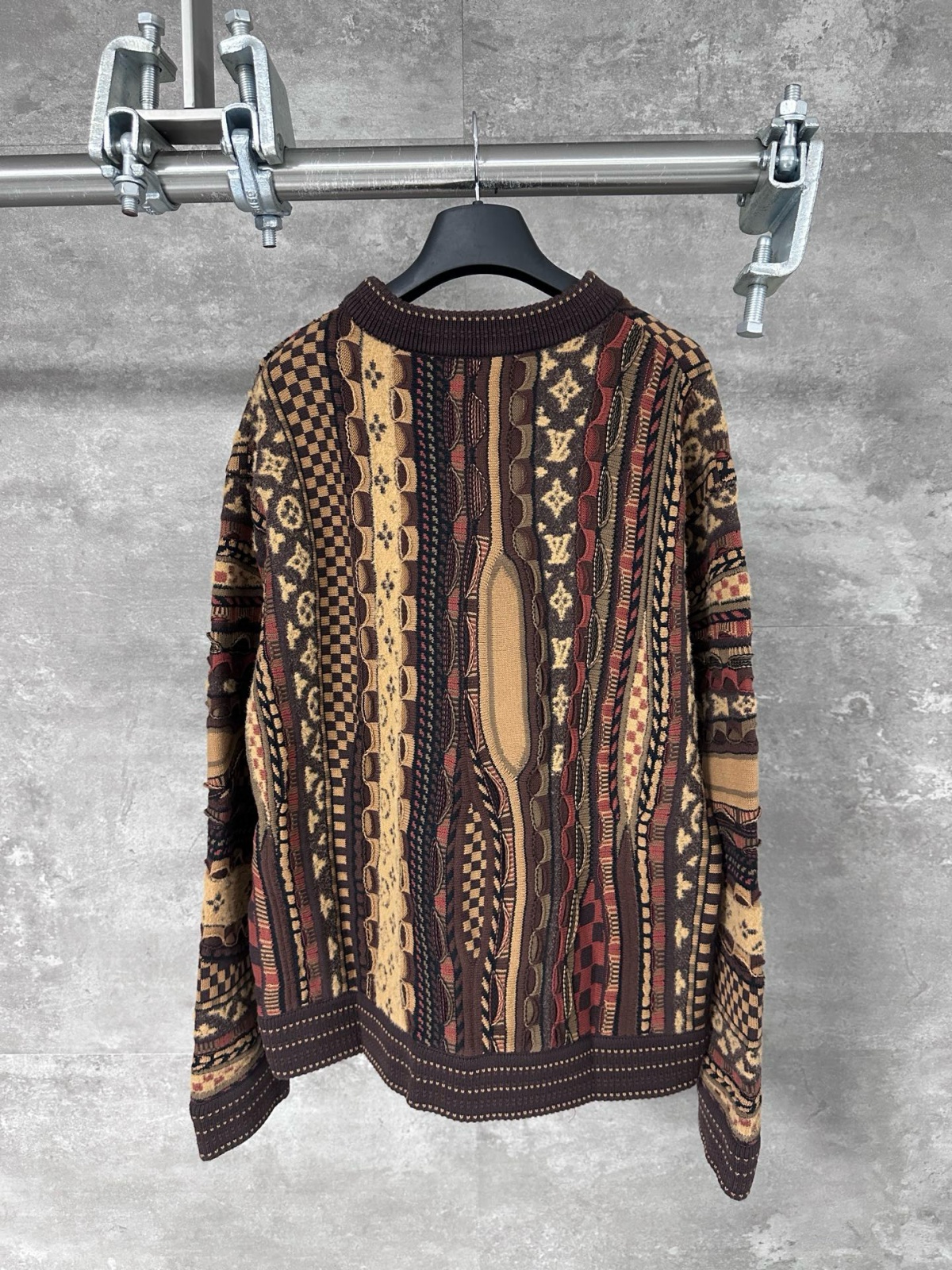 Alternative view of 루이비* 스웨터 25FW 66ST465
