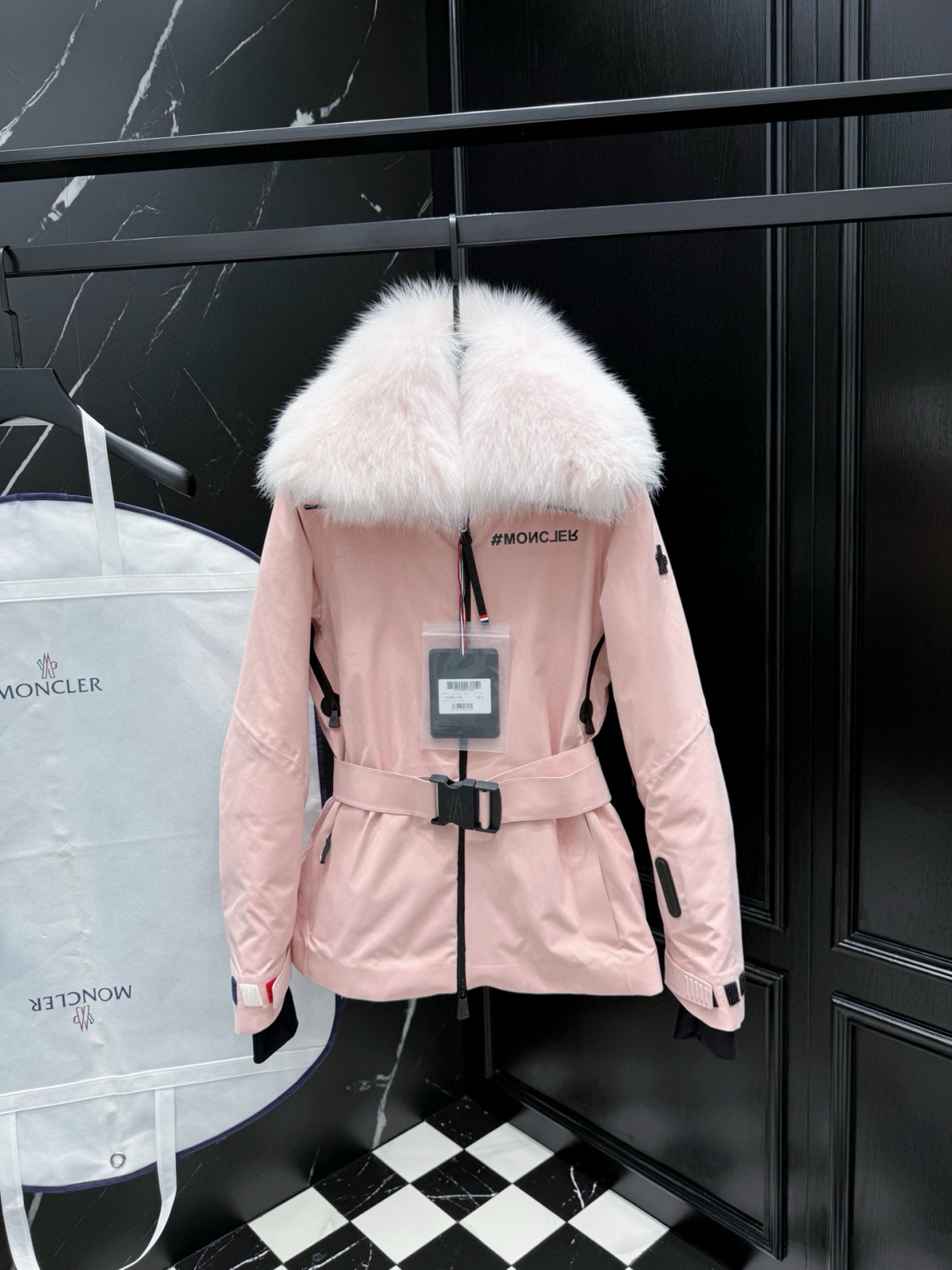 몽클레어 여성 패딩 25FW 66ST473-3