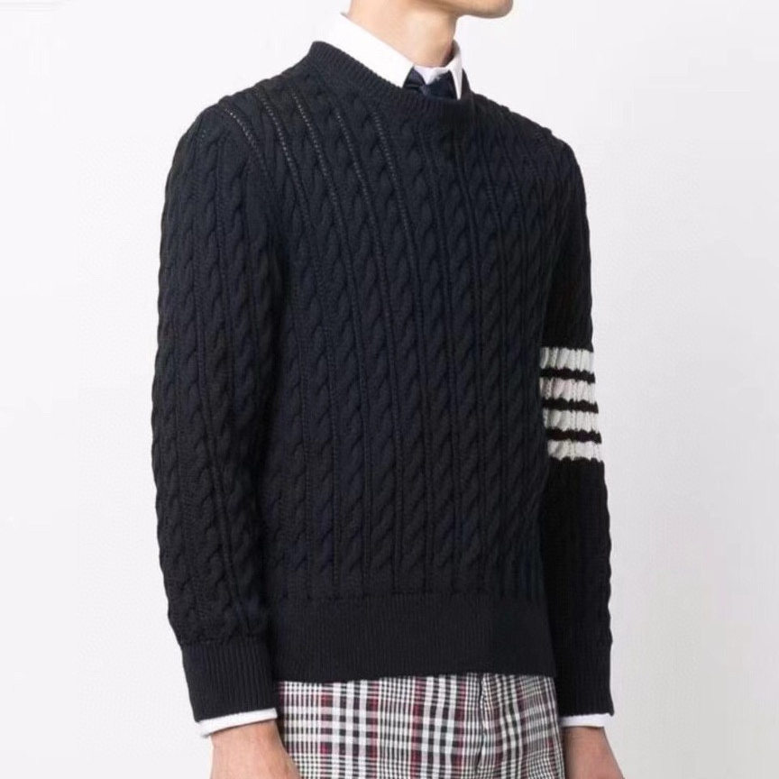 Alternative view of 톰브라운 스웨터 25FW 66ST548