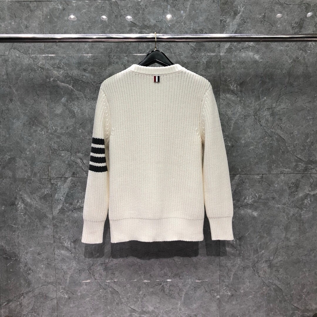 Alternative view of 톰브라운 가디건 25FW 66ST551