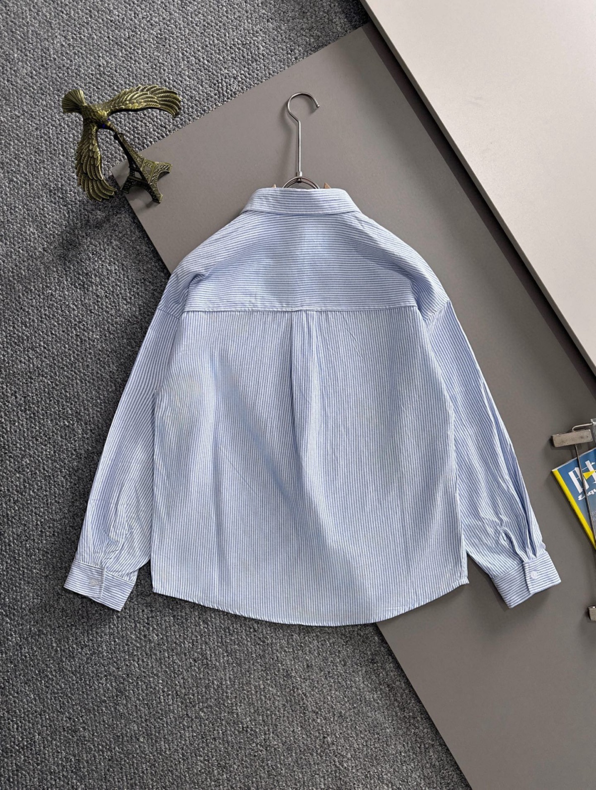 Alternative view of 루이비* 셔츠 25FW 66ST513-3