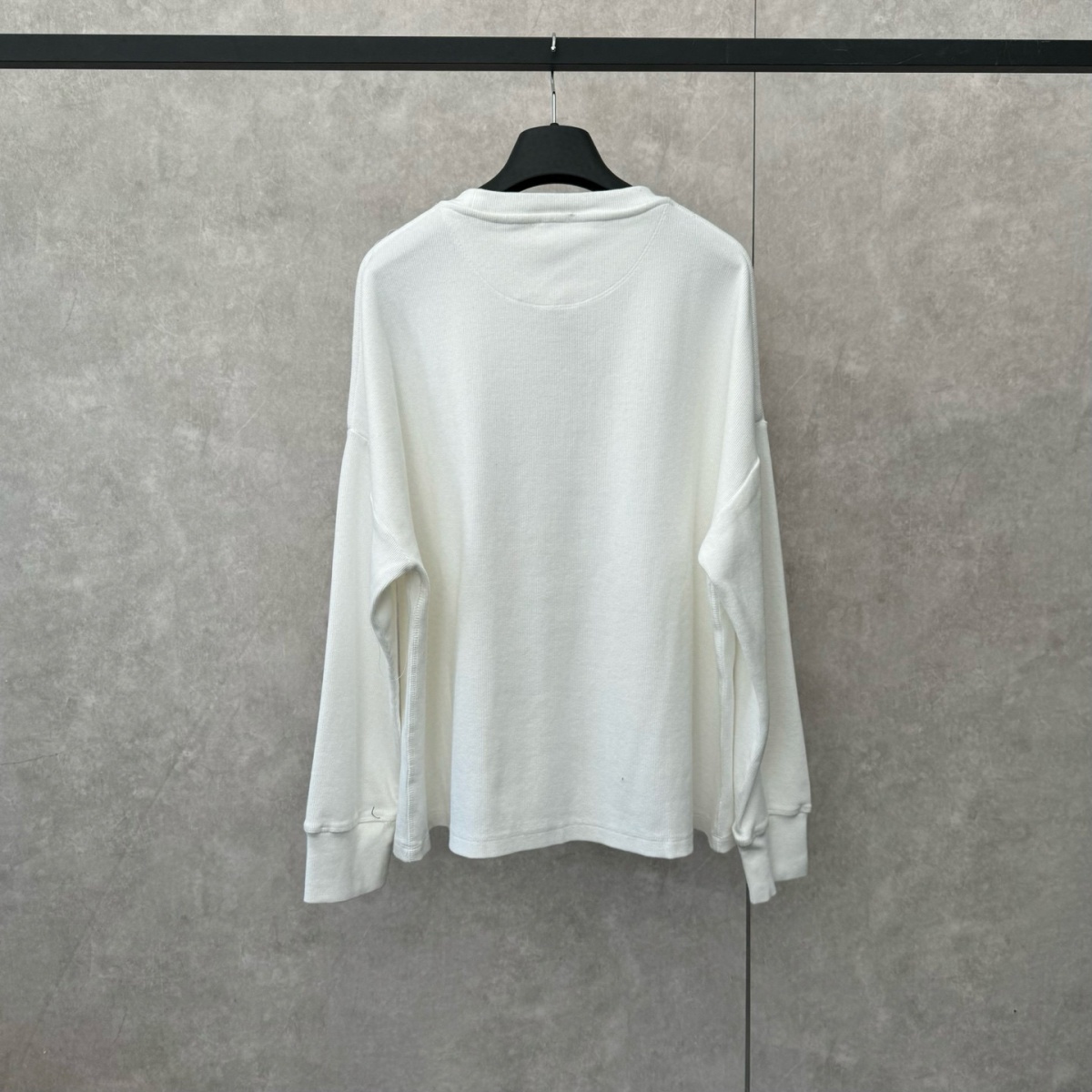 Alternative view of 로에* 맨투맨 25FW 66ST521-2