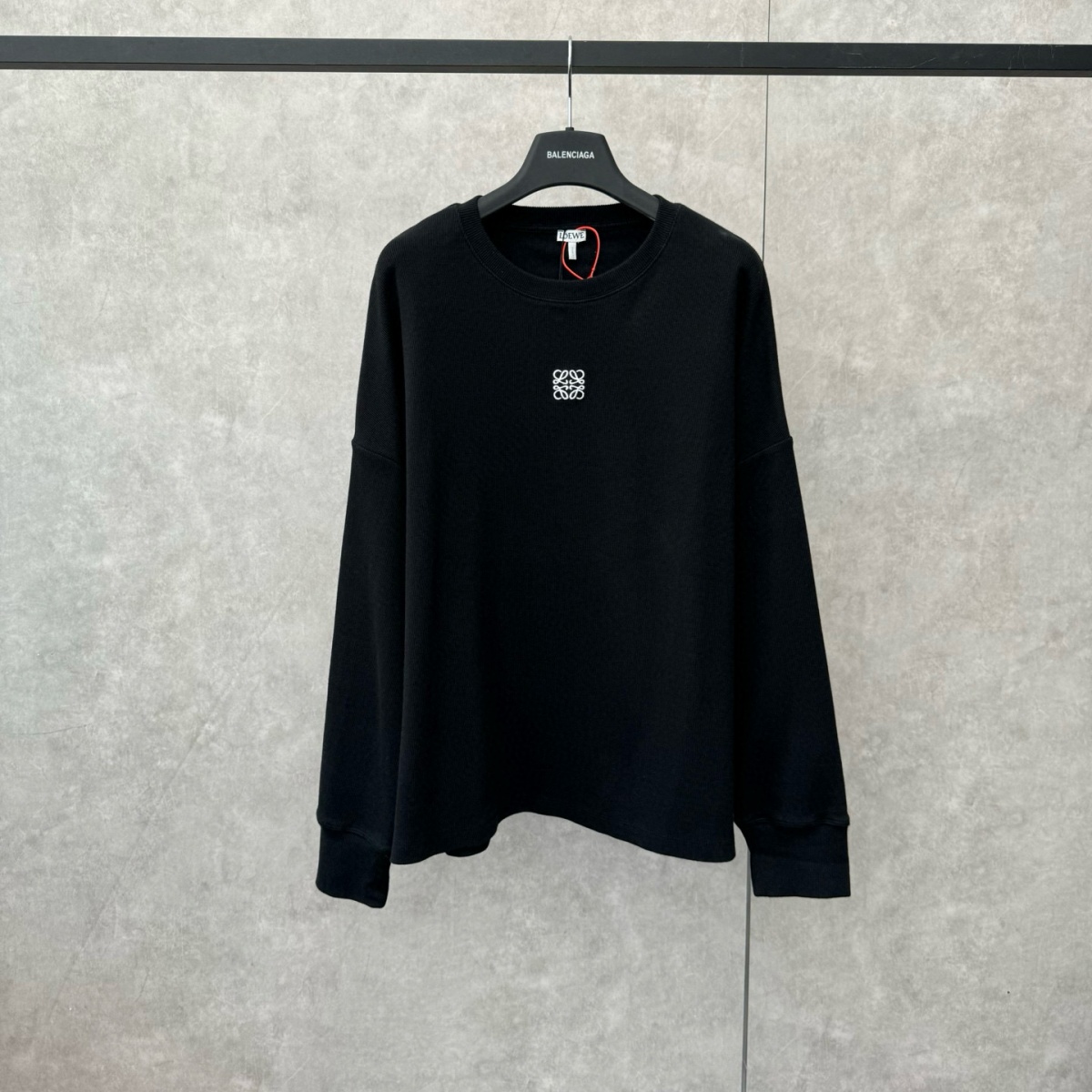 로에베 맨투맨 25FW 66ST521-3