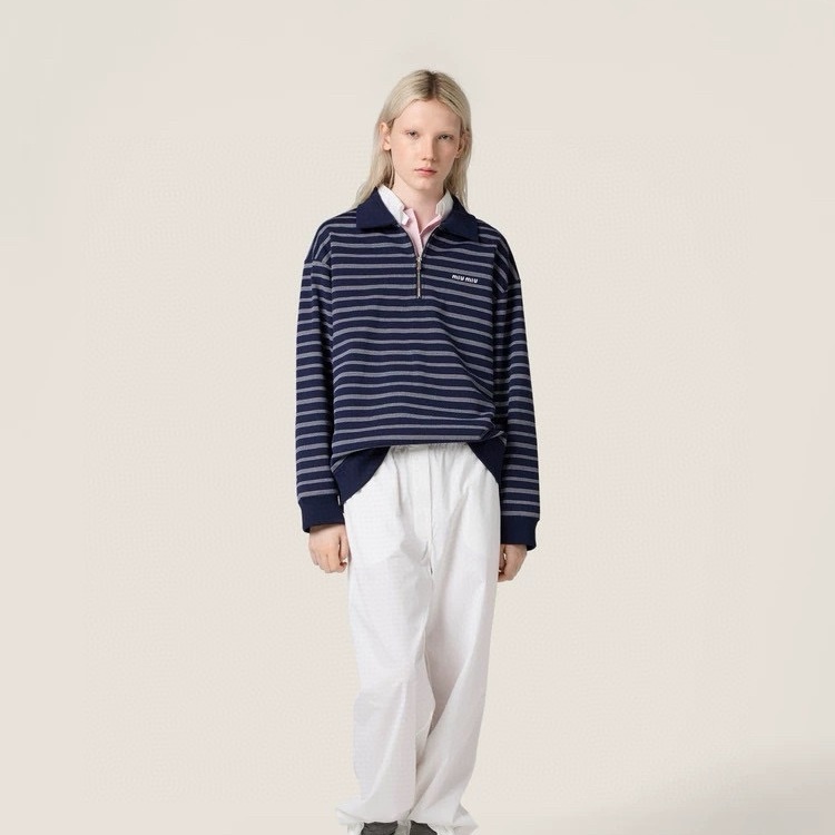 Alternative view of 미우미우 여성 니트 티셔츠 25FW RA1233