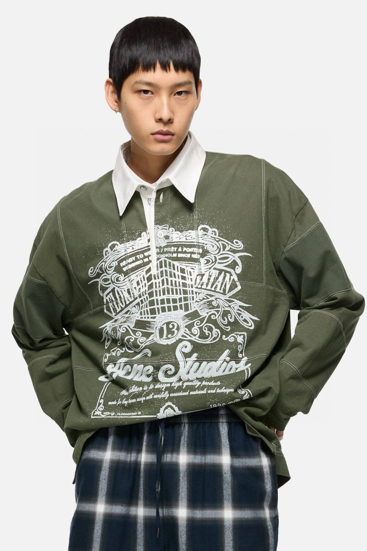 Alternative view of 아크네 로고 폴로 셔츠 25FW RA1266