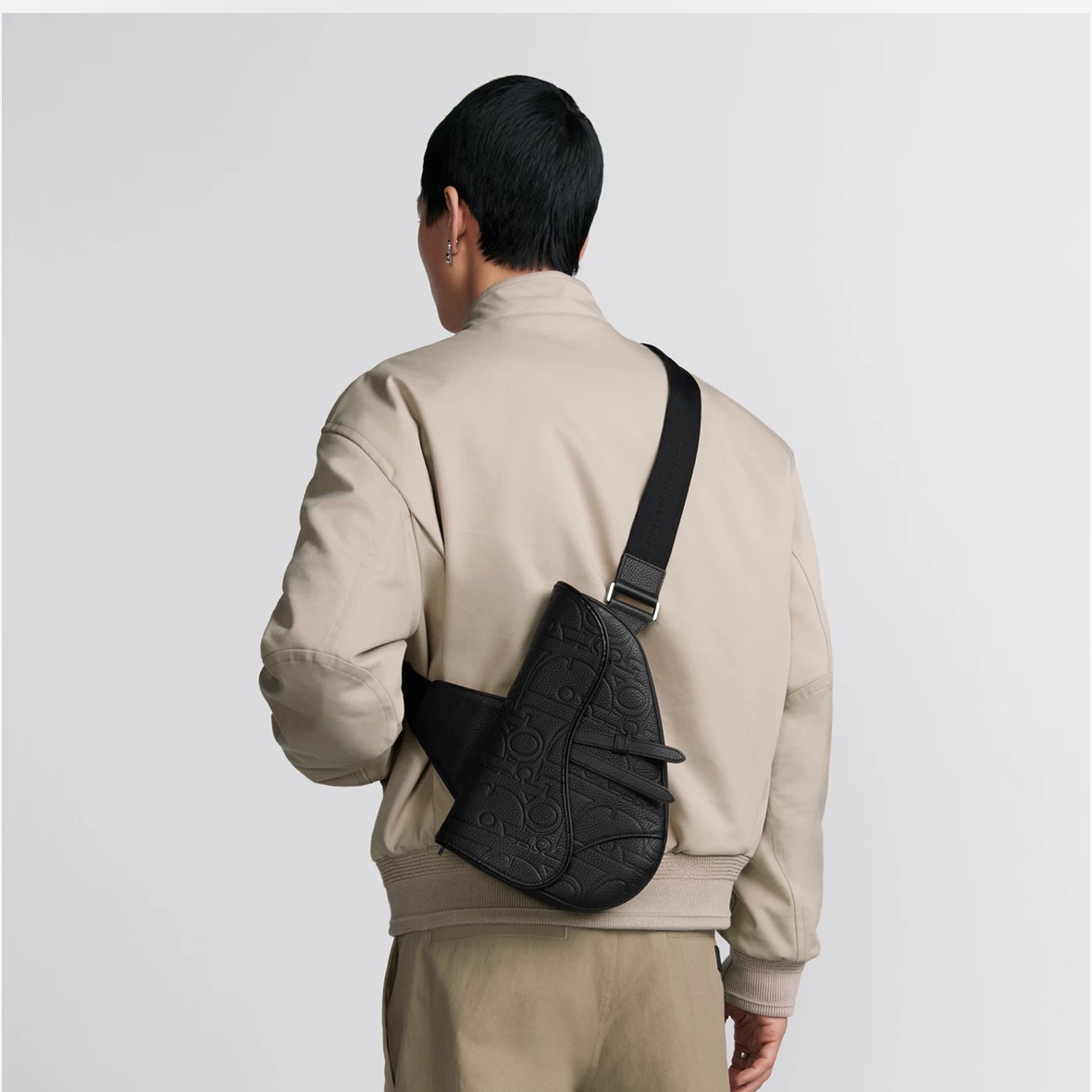 Alternative view of 디* 오블리크 슬링백 1ADPO130R-3