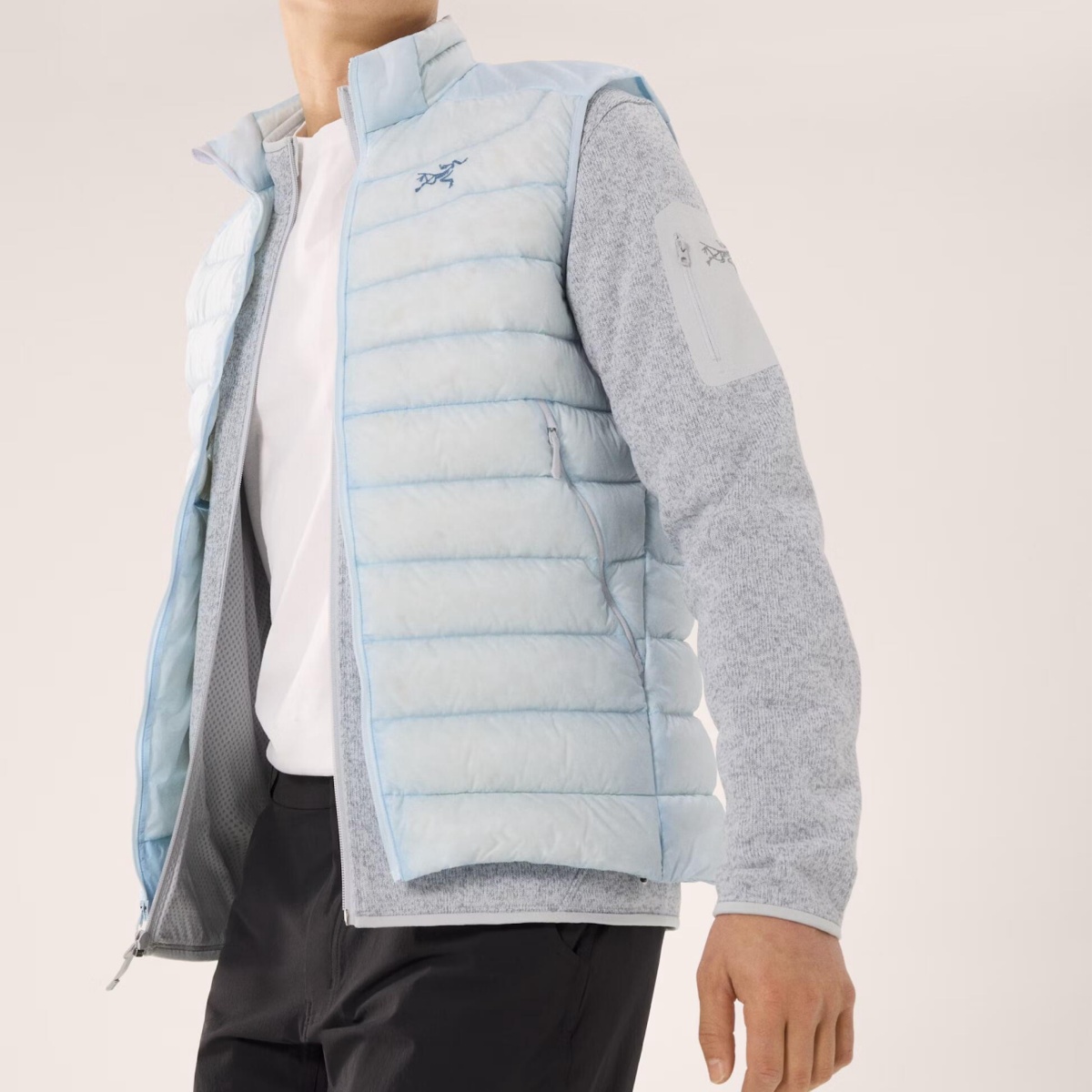 Alternative view of 아크테릭스 세륨 다운 베스트 25FW RA3604-4