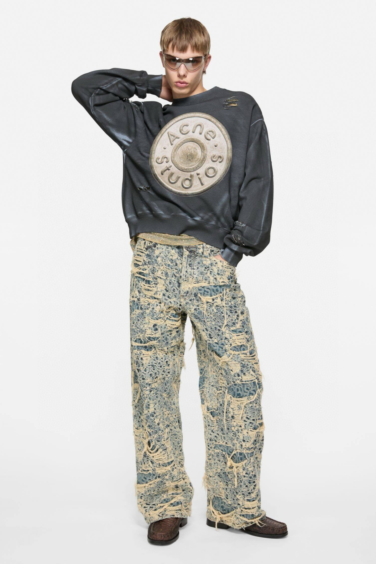 Alternative view of 아크네 로고 스웨트셔츠 26SS RA38239