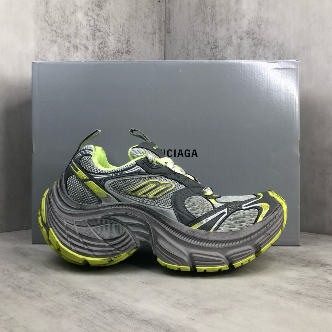Alternative view of 발렌시아가 10XL 러너 스니커즈 792778-13