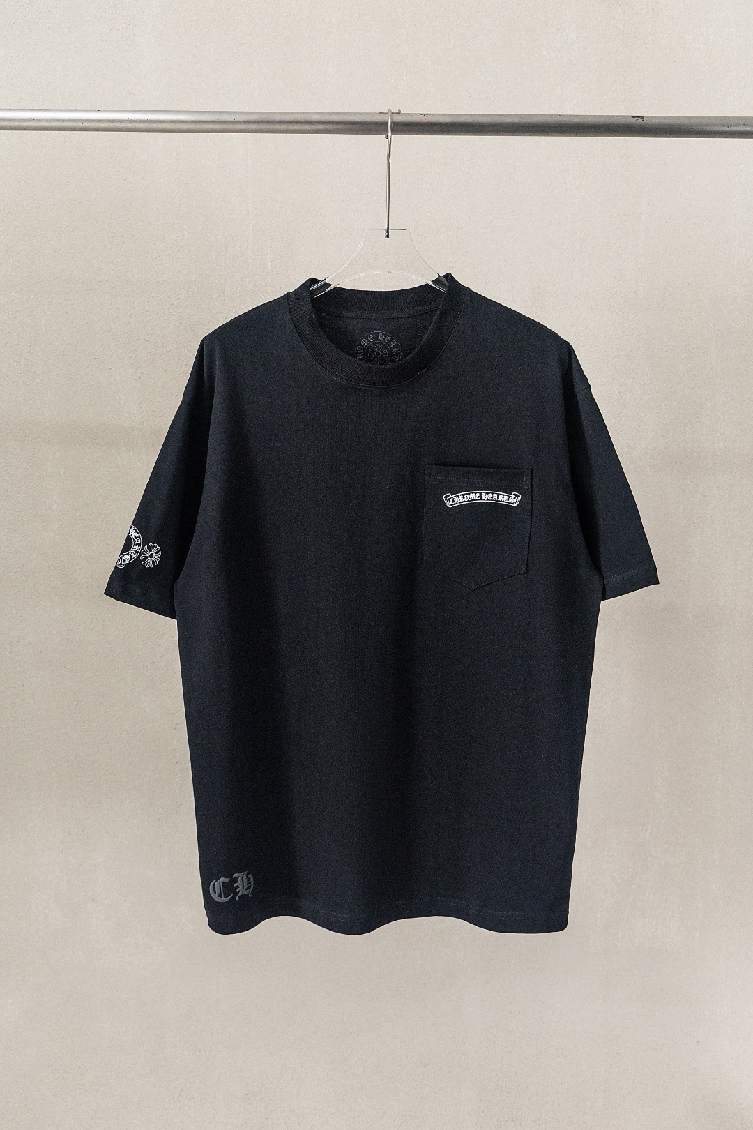Alternative view of 크롬하츠 반팔 티셔츠 66st770-2
