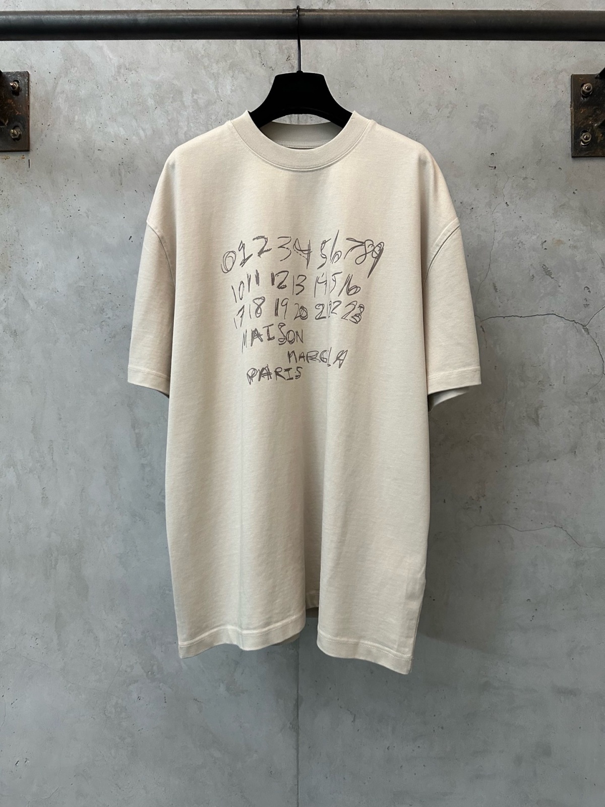 Alternative view of 메종 마르지엘라 넘버 로고 코튼 티셔츠 66ST403-2