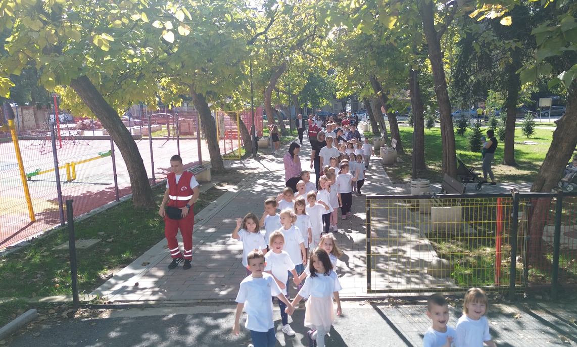 RTV Lukavac organizovala manifestaciju „Osmijeh se vratio u grad” (VIDEO)