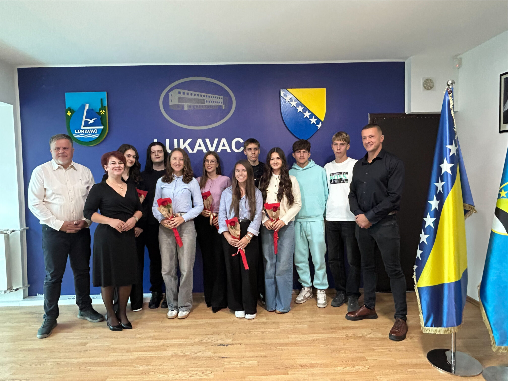 Grad Lukavac nastavlja podršku učenicima generacije