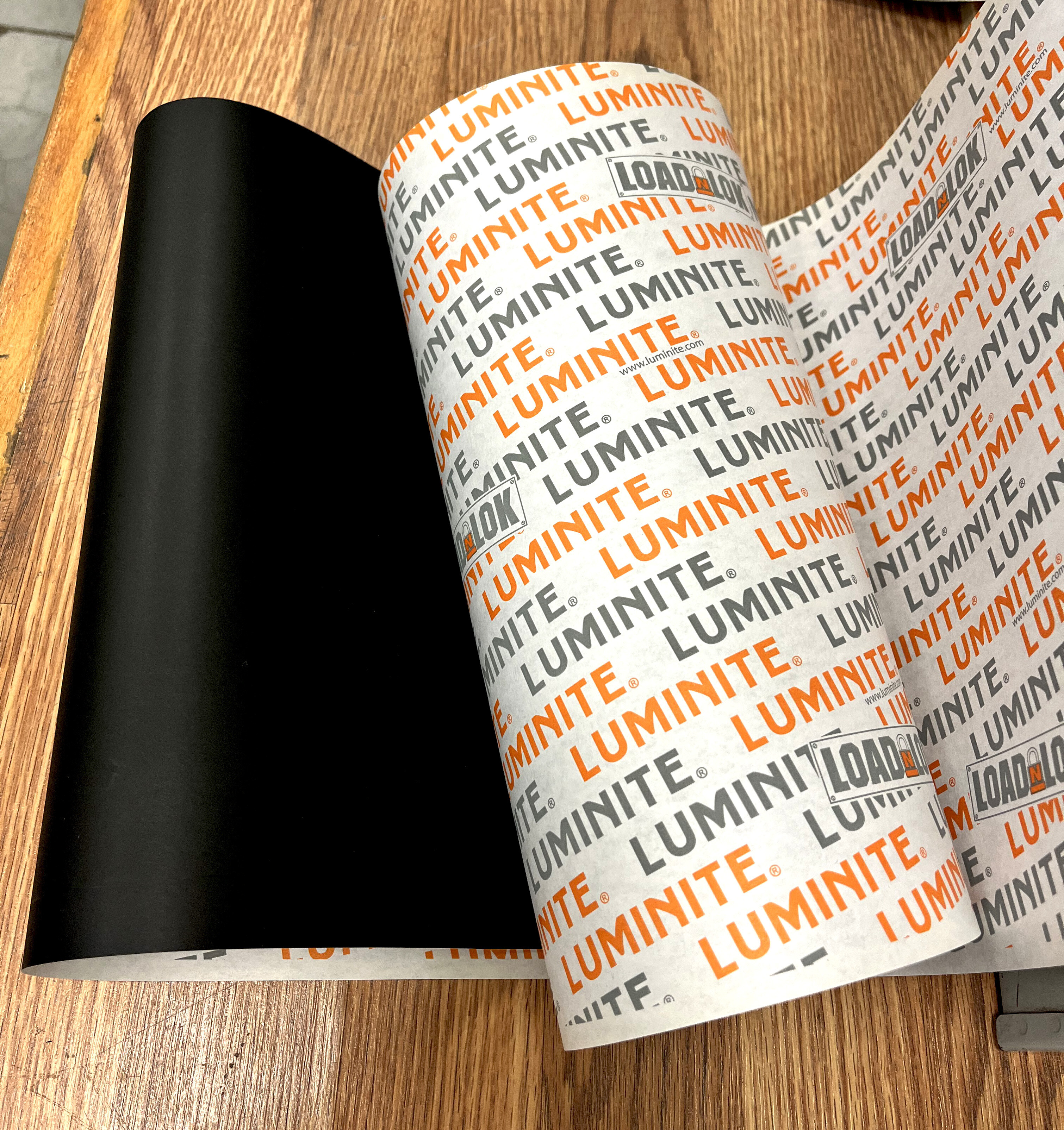 Flexo Vs Other Printing Methods - Gorgeous Nature Illustration - Mobile