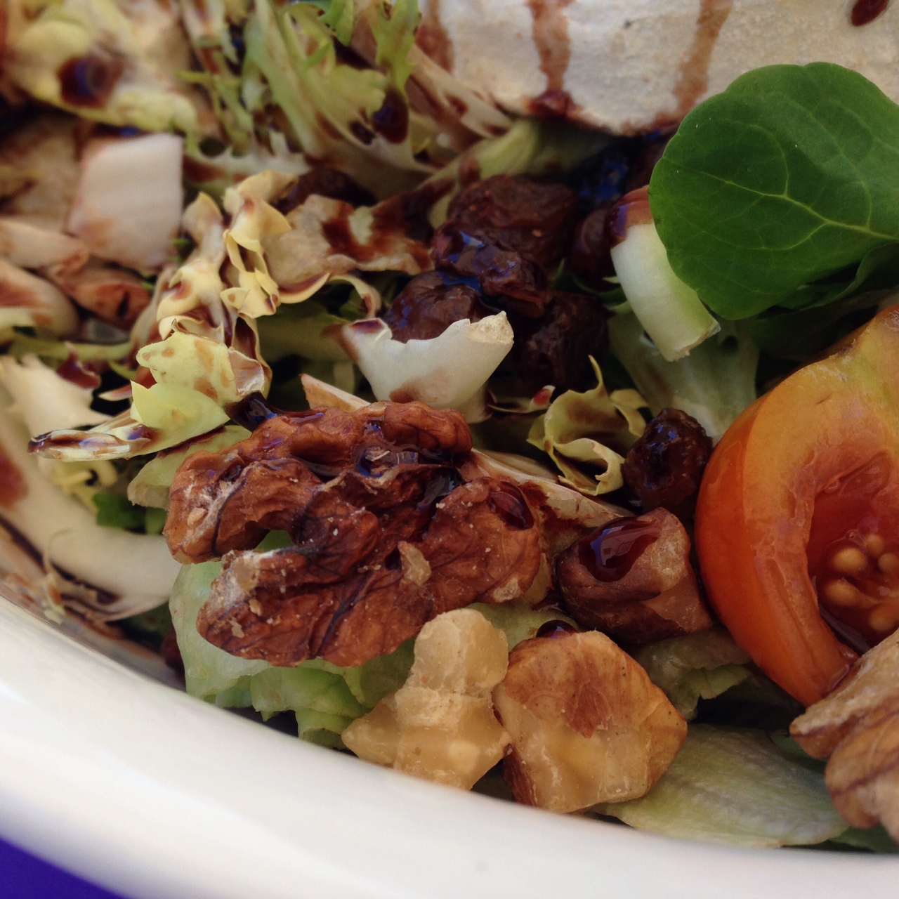 Chambao goat cheese and walnut salad