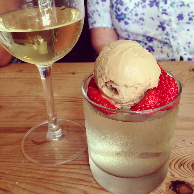 Elderflower jelly with honeycomb ice cream