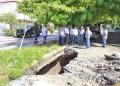 Supervisa alcalde socavón en Calle Michoacán