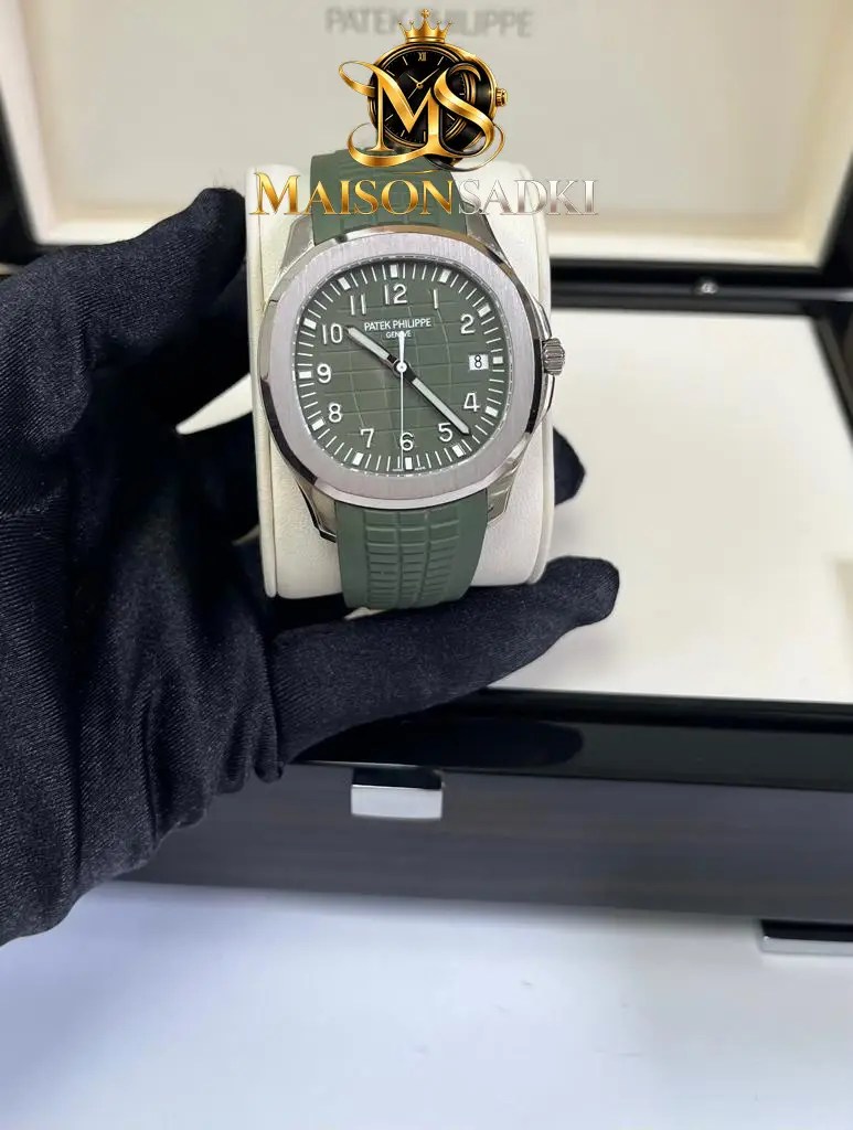 Patek Philippe Aquanaut - White Gold - Khaki Green Embossed Dial