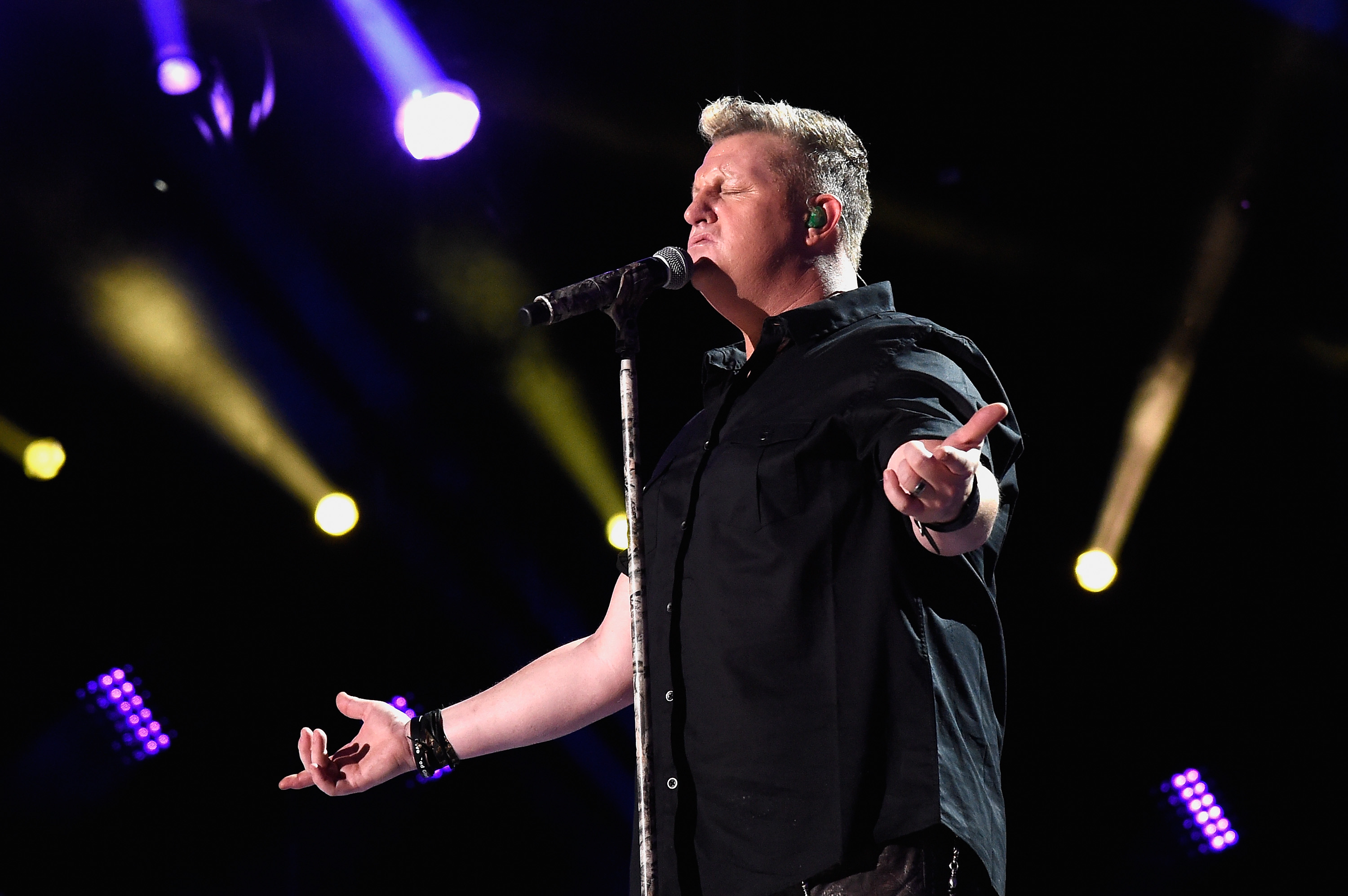 Gary levox net worth