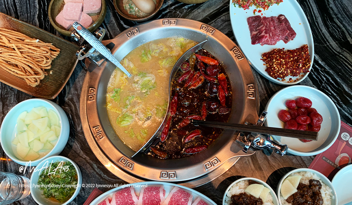 台北 麻辣45│大啖麻辣鍋，101無敵景緻在微風，乾杯集團辛殿堂，頂級和牛火鍋！