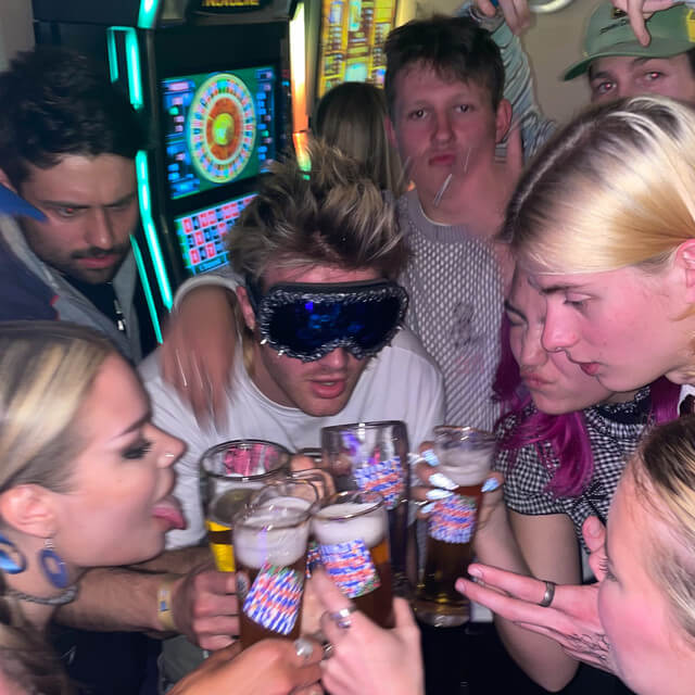 01099 - Anders Lyrics