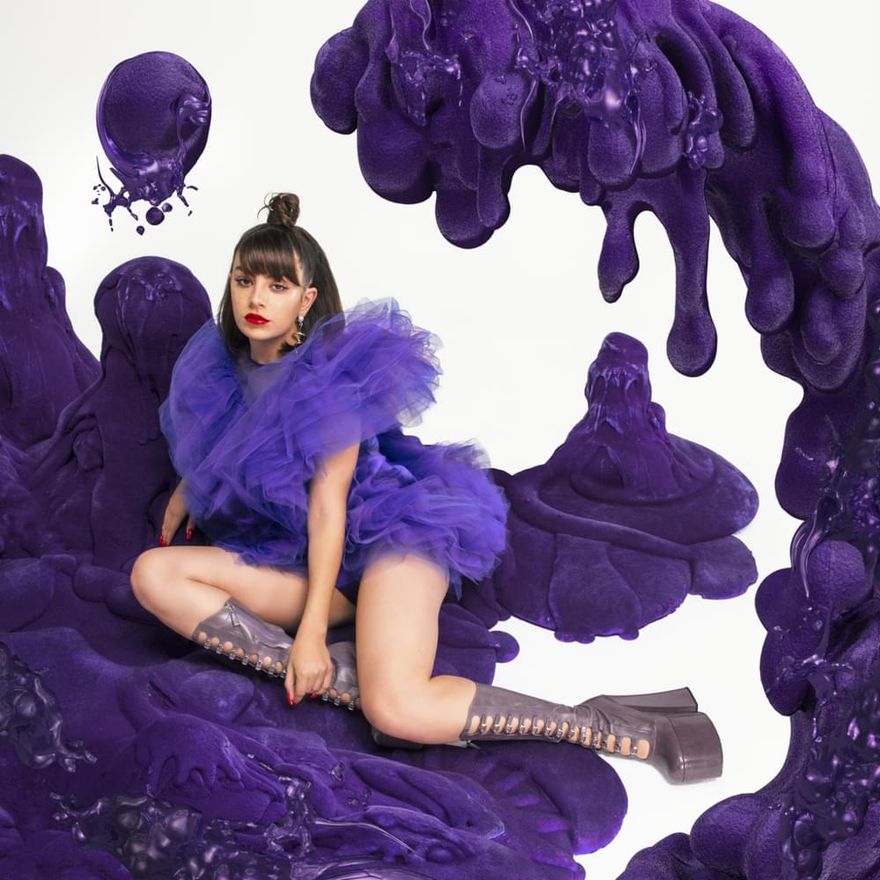 Focus charli xcx