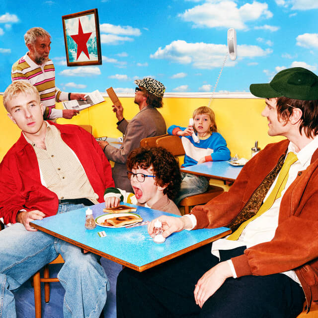 Good Neighbours - Walk Walk Walk Lyrics