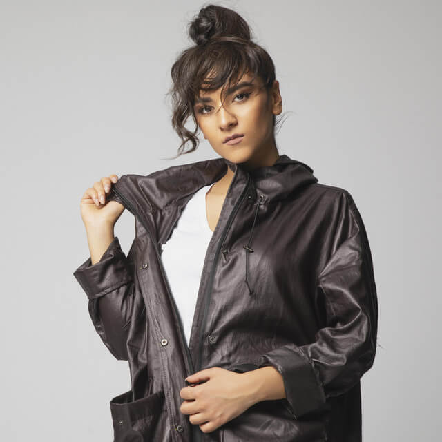 Sura Iskenderli - Agit Lyrics