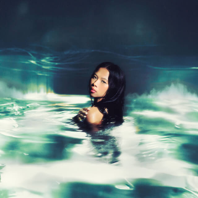 thuy - attention Lyrics