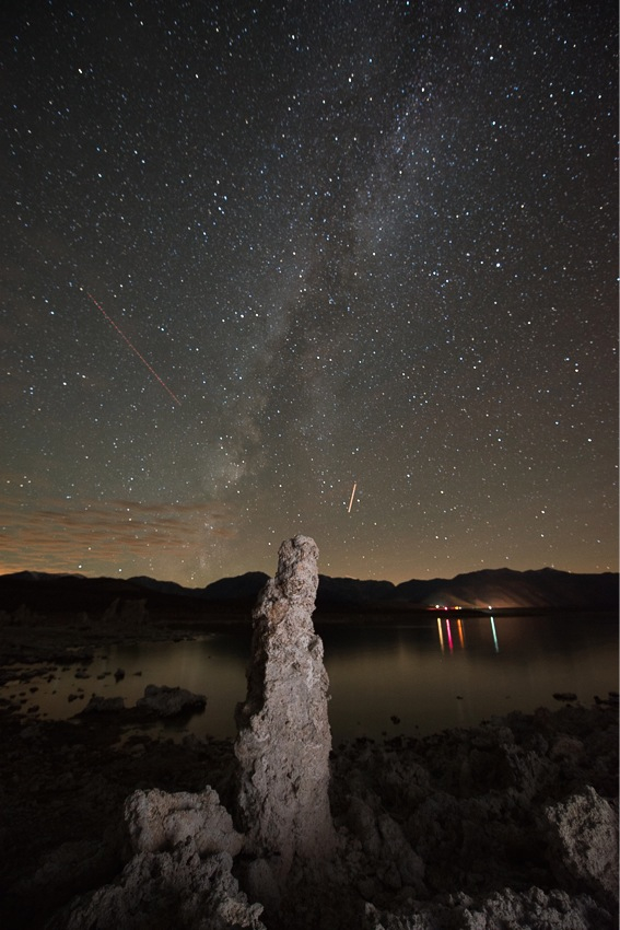 Milkyway over Mono Lake