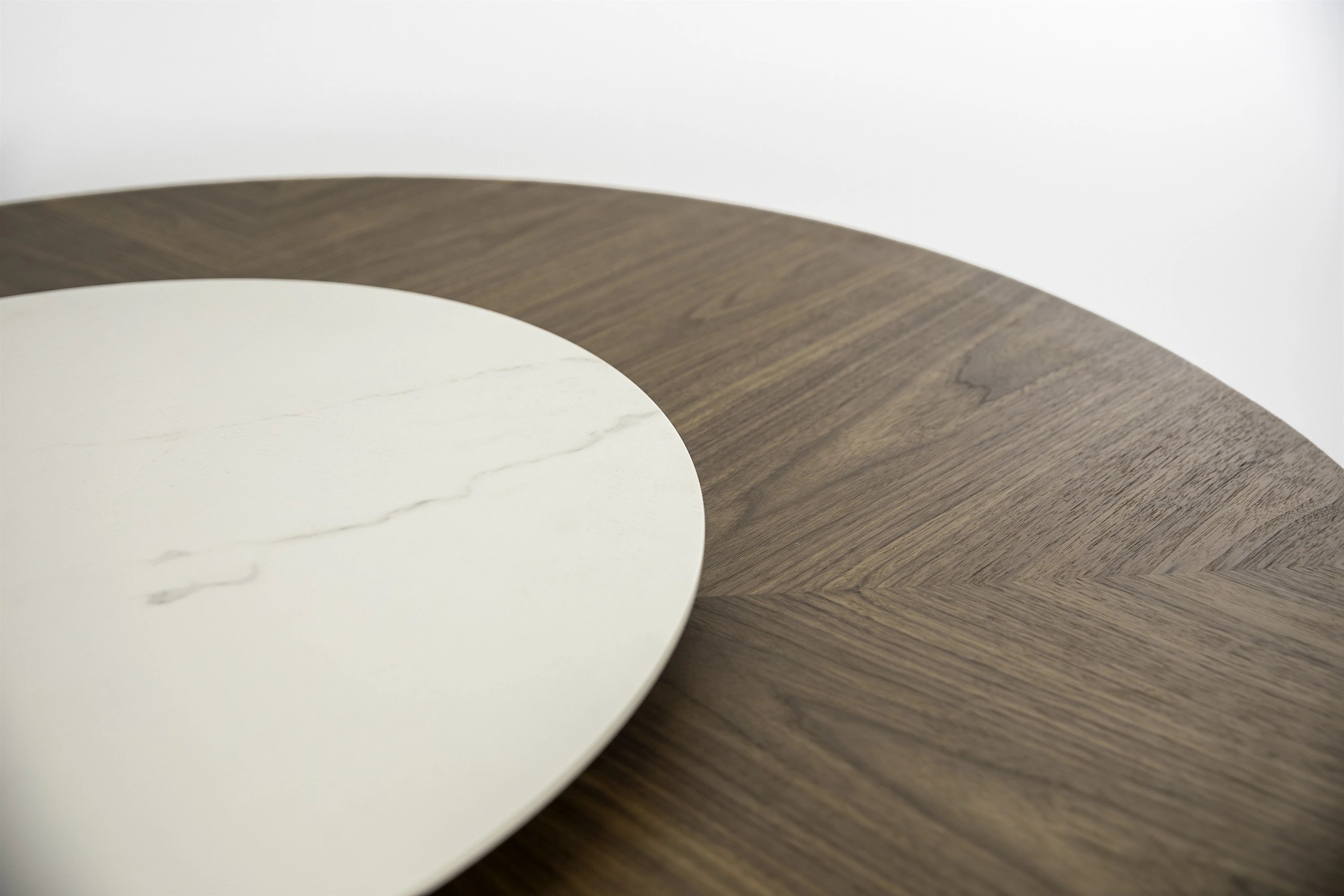 Table à manger ronde rotative noyer