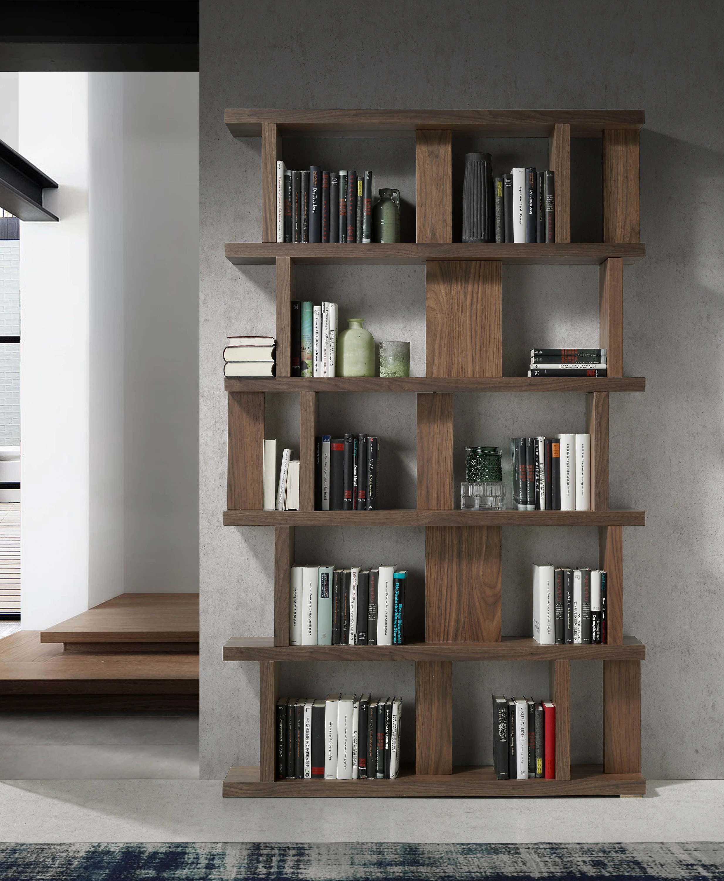 Etagère en bois de noyer