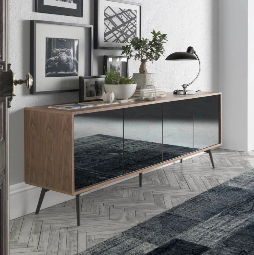 Buffet en verre, noyer et acier noir à effet miroir